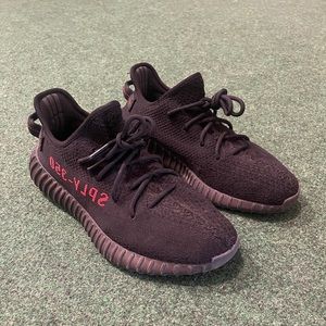Yeezy V2 350 Bred